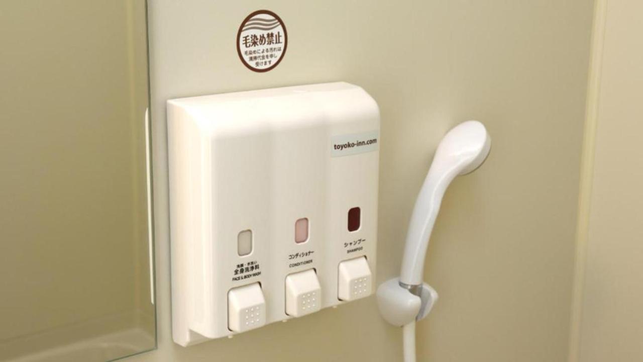 Toyoko Inn Shin-Osaka Chuo-Guchi Shinkan Zewnętrze zdjęcie